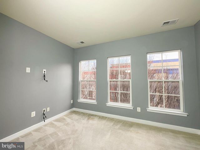 5722 45TH AVE, Hyattsville, MD 20781