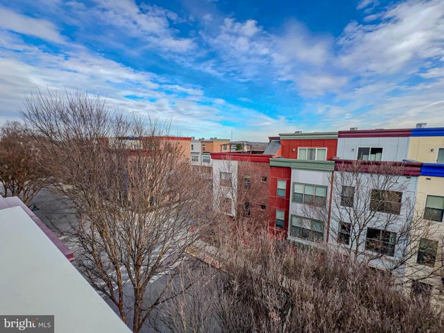 5722 45TH AVE, Hyattsville, MD 20781