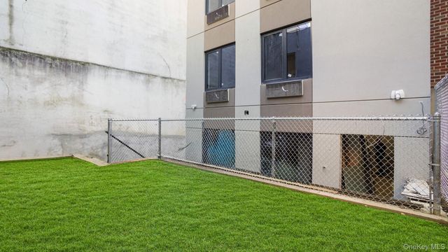 3530 Willett Ave, Bronx, NY 10467