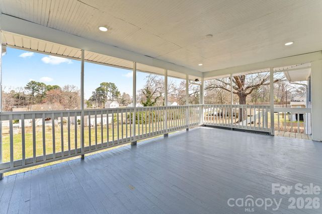 612 Westway Drive, Gastonia, NC 28054