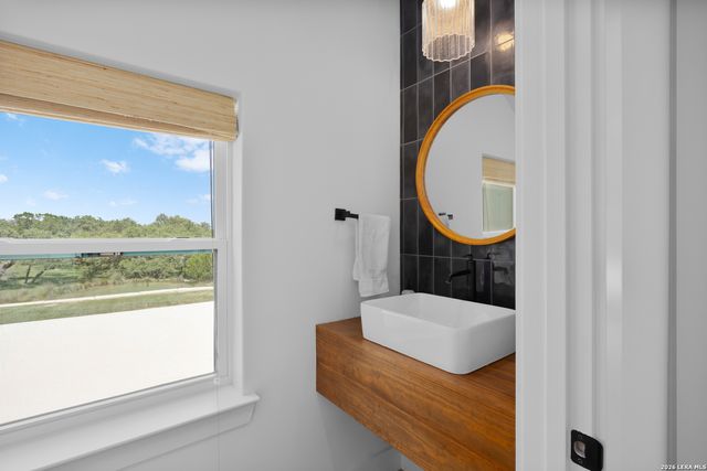 368D Fm 1376, Boerne, TX 78006