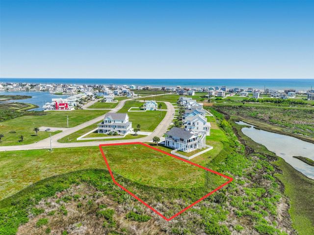 3906 Curlew Drive, Galveston, TX 77554