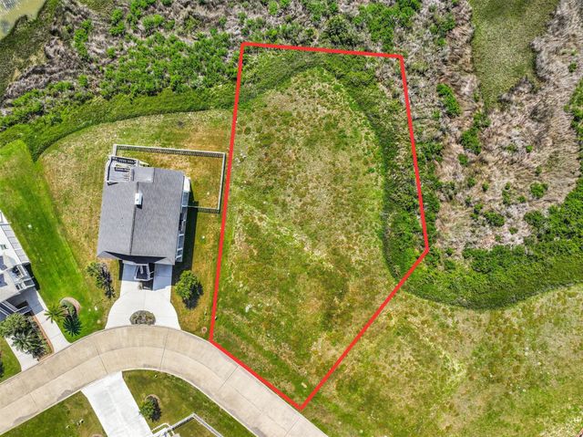 3906 Curlew Drive, Galveston, TX 77554