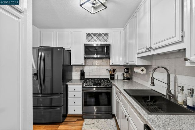 801 Orion 7, Hercules, CA 94547