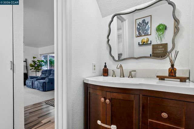 801 Orion 7, Hercules, CA 94547