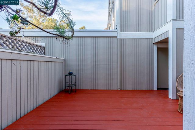 801 Orion 7, Hercules, CA 94547