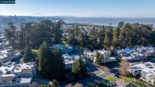 801 Orion 7, Hercules, CA 94547