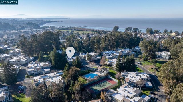 801 Orion 7, Hercules, CA 94547