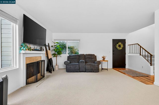 801 Orion 7, Hercules, CA 94547