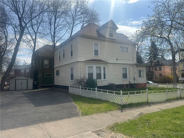 101 Avondale Place, Syracuse, NY 13210