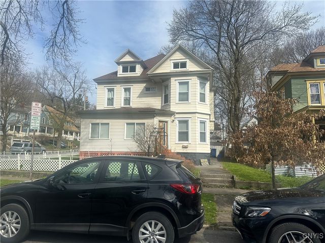 101 Avondale Place, Syracuse, NY 13210