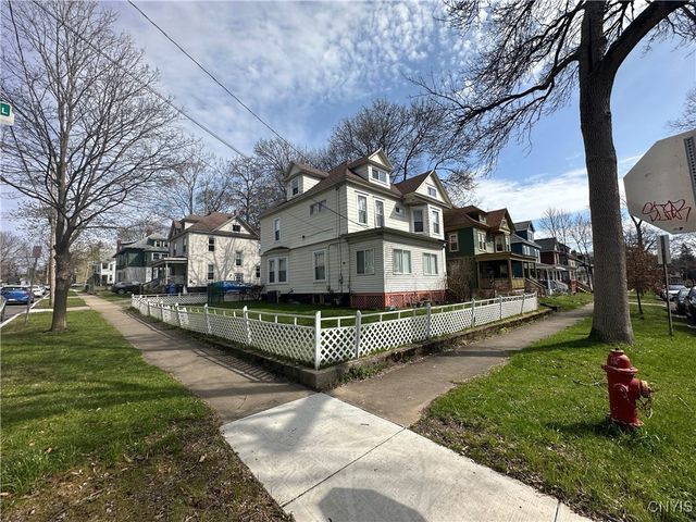 101 Avondale Place, Syracuse, NY 13210