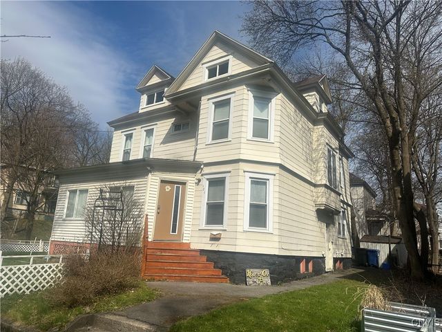 101 Avondale Place, Syracuse, NY 13210