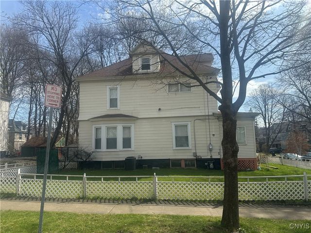 101 Avondale Place, Syracuse, NY 13210