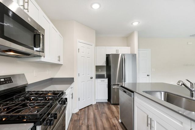 13034 WELLSPRING DRIVE, Lithia, FL 33547