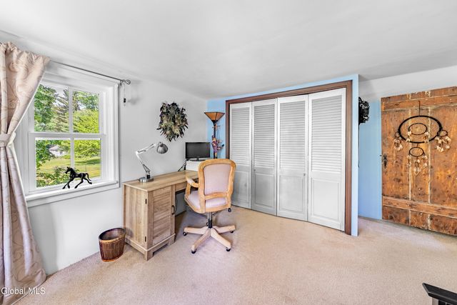 201 Kenwood Avenue, Bethlehem, NY 12054