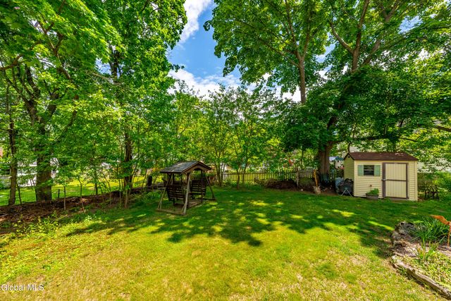 201 Kenwood Avenue, Bethlehem, NY 12054