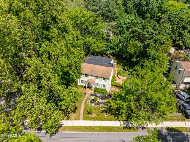 201 Kenwood Avenue, Bethlehem, NY 12054