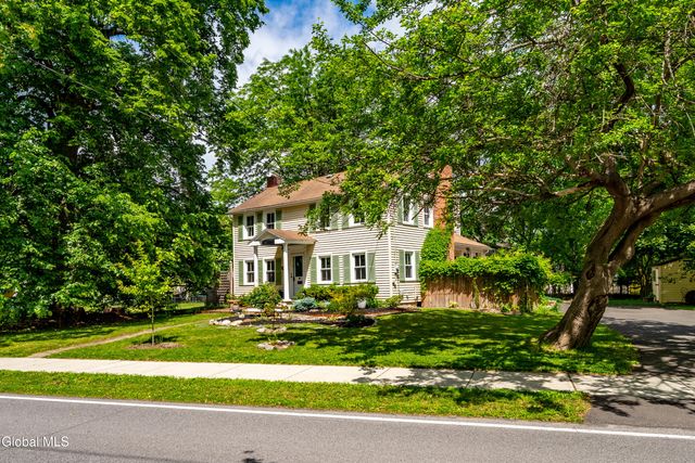 201 Kenwood Avenue, Bethlehem, NY 12054