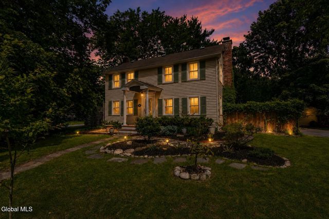 201 Kenwood Avenue, Bethlehem, NY 12054