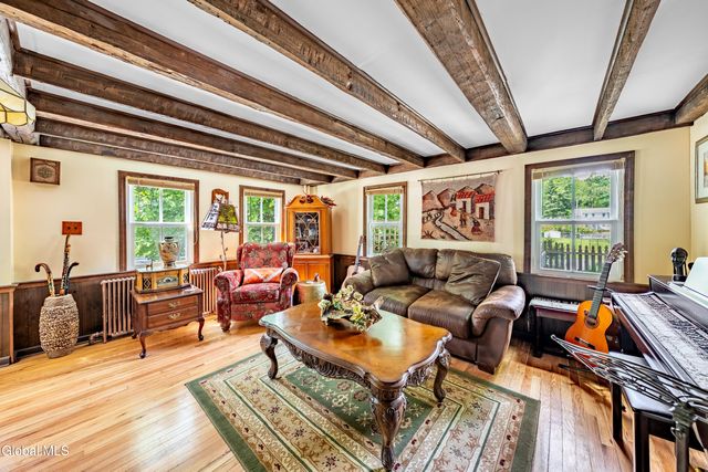 201 Kenwood Avenue, Bethlehem, NY 12054