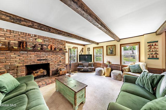 201 Kenwood Avenue, Bethlehem, NY 12054