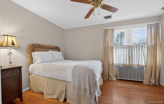 1174 5th Avenue, East Northport, NY 11731