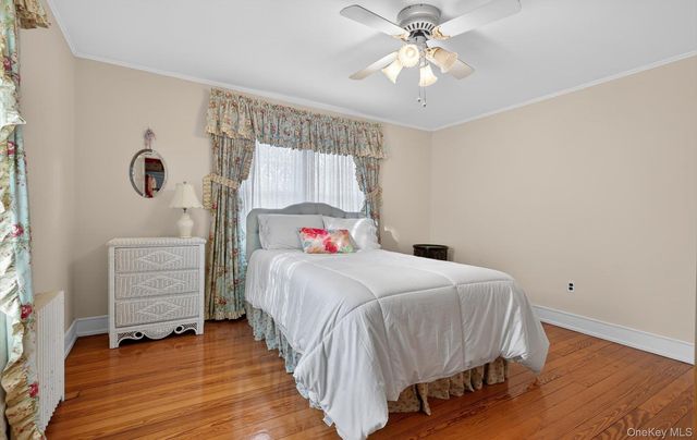 1174 5th Avenue, East Northport, NY 11731