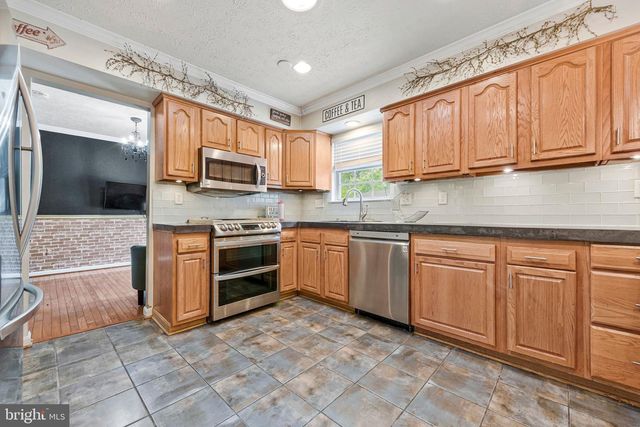 1718 SEVERN RD, Severn, MD 21144
