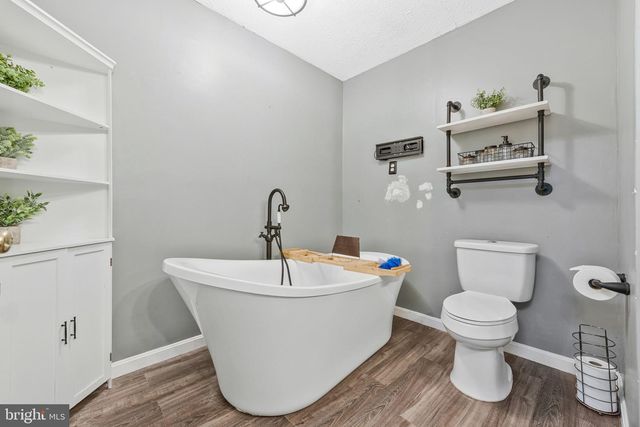 1718 SEVERN RD, Severn, MD 21144