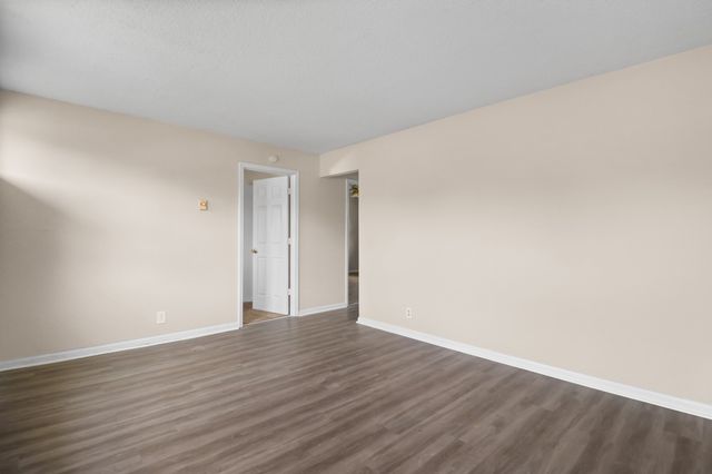 120 Tandy Dr, Clarksville, TN 37042