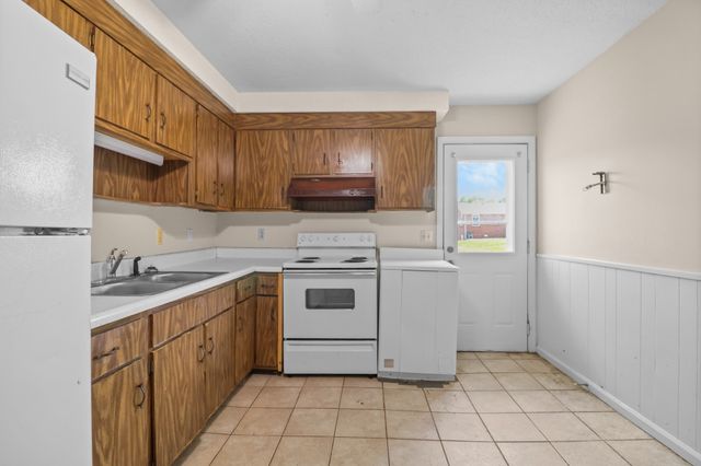120 Tandy Dr, Clarksville, TN 37042