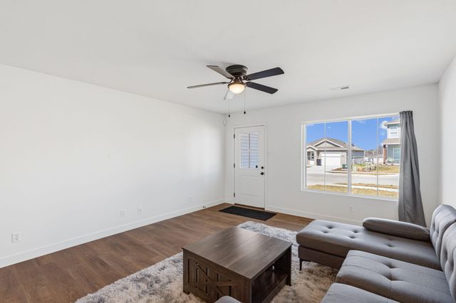 2601 FRAZIER LP, Columbia, MO 65202