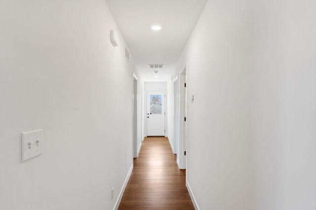 2601 FRAZIER LP, Columbia, MO 65202