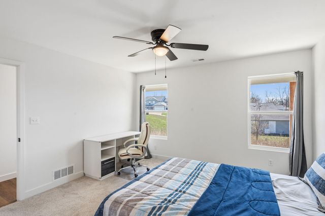 2601 FRAZIER LP, Columbia, MO 65202