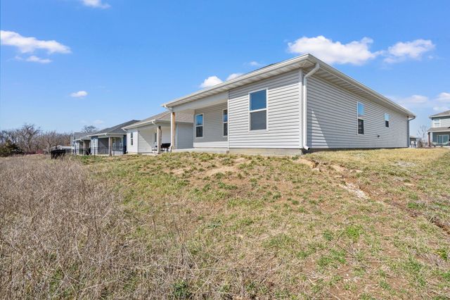 2601 FRAZIER LP, Columbia, MO 65202