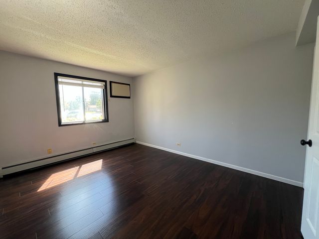 8 Echo Court 2, Vernon Hills, IL 60061