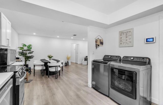 1735 NE 147th St 1735, Miami, FL 33181