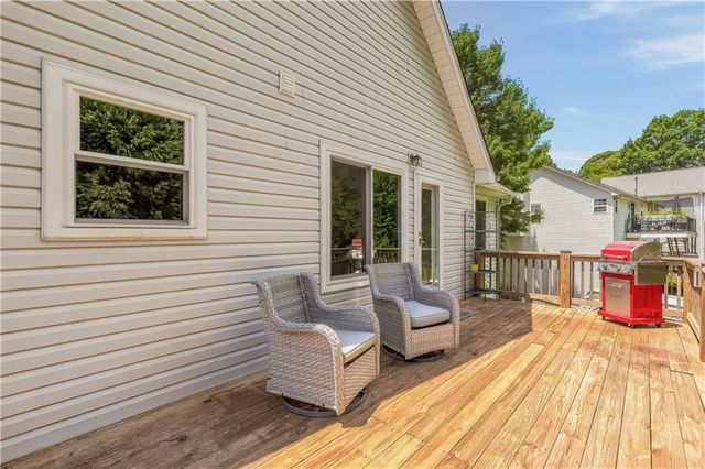 1045 Queensbury Run, Acworth, GA 30102