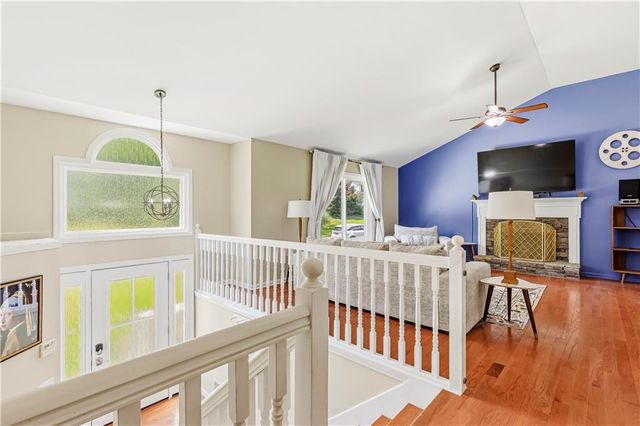 1045 Queensbury Run, Acworth, GA 30102