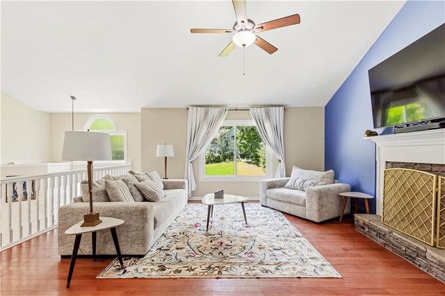 1045 Queensbury Run, Acworth, GA 30102