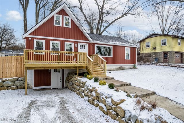 3101 Wagoner Street, Akron, OH 44319