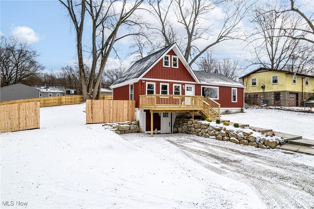 3101 Wagoner Street, Akron, OH 44319