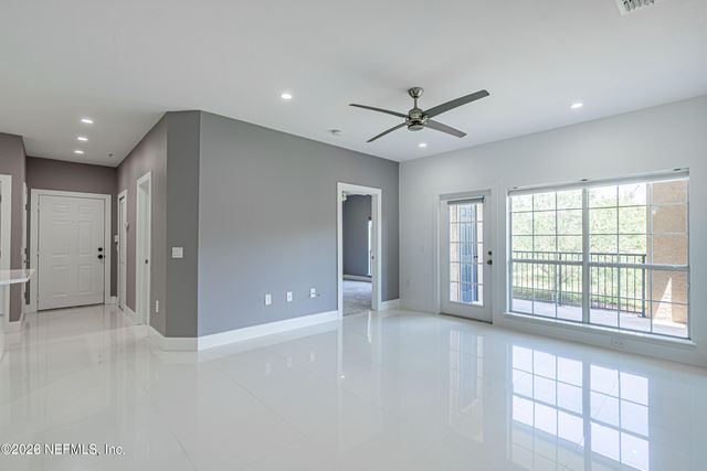 10961 BURNT MILL Road 1125, Jacksonville, FL 32256