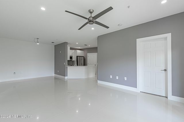 10961 BURNT MILL Road 1125, Jacksonville, FL 32256