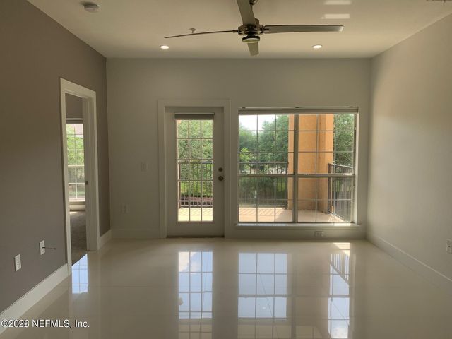 10961 BURNT MILL Road 1125, Jacksonville, FL 32256