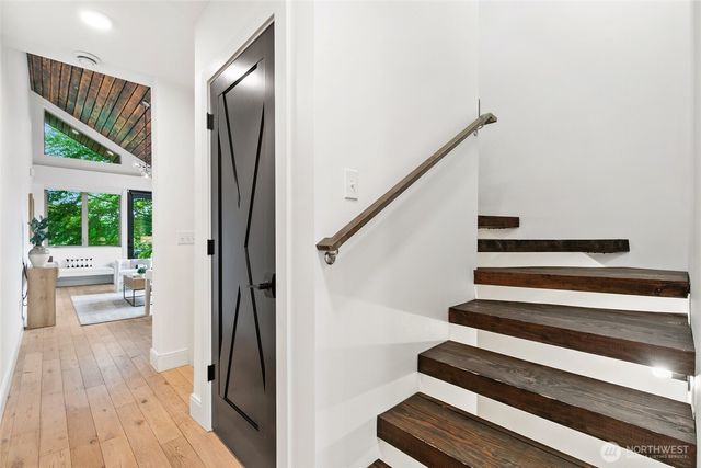 6515 Ellis Avenue S, Seattle, WA 98108