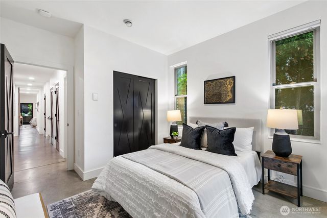 6515 Ellis Avenue S, Seattle, WA 98108