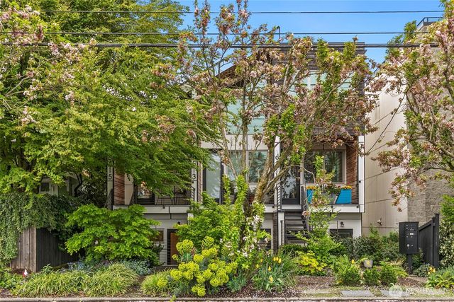 6515 Ellis Avenue S, Seattle, WA 98108