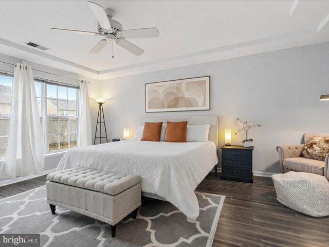 20345 BOWFONDS ST, Ashburn, VA 20147